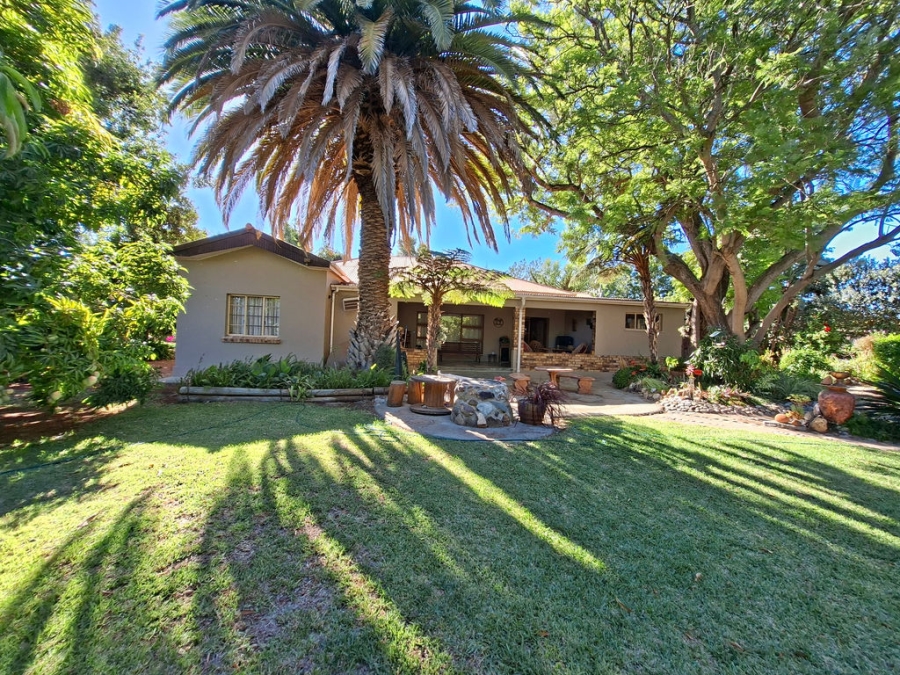 Commercial Property for Sale in Vredendal Rural Western Cape